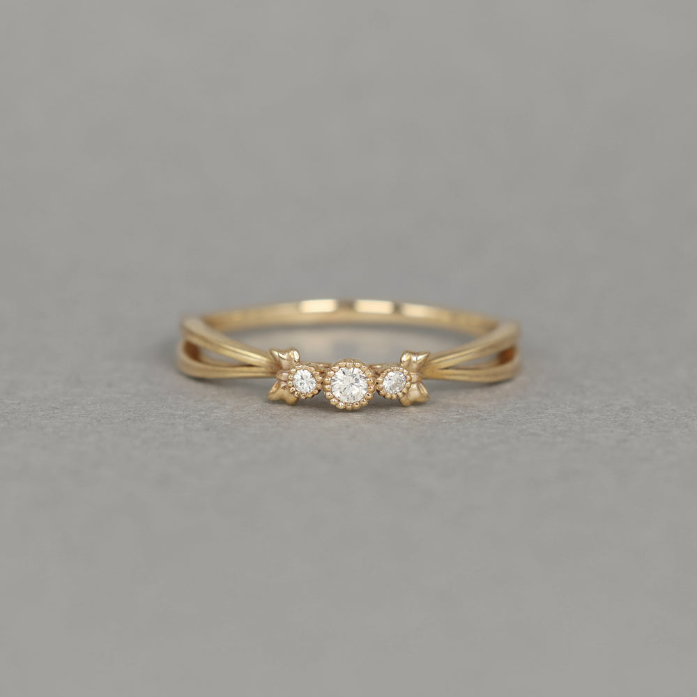 ナチュール リング  ダイヤモンド Classic Trio PCL-293