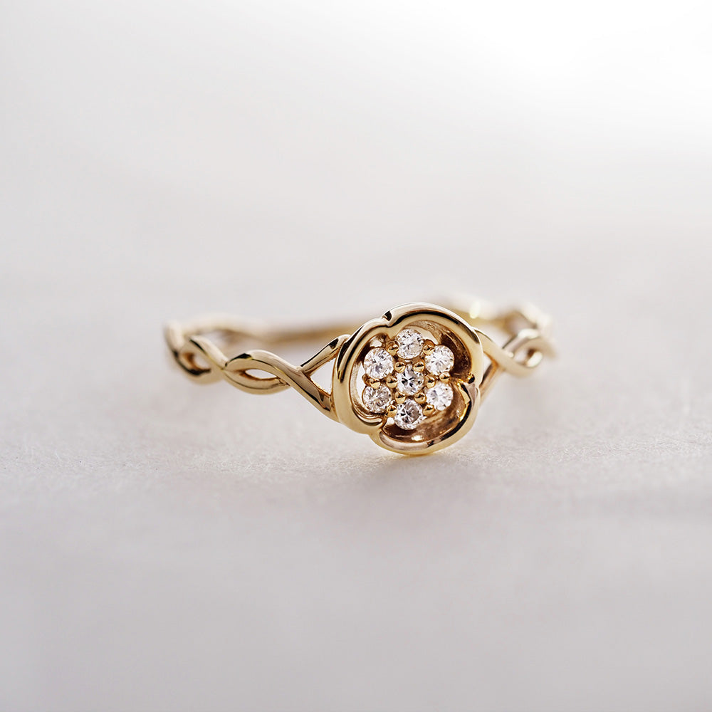 ナチュール リング  ダイヤモンド Camellia PCL-301